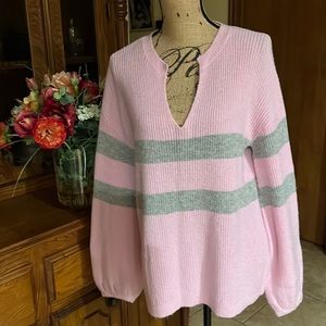 Ann Taylor pullover size M